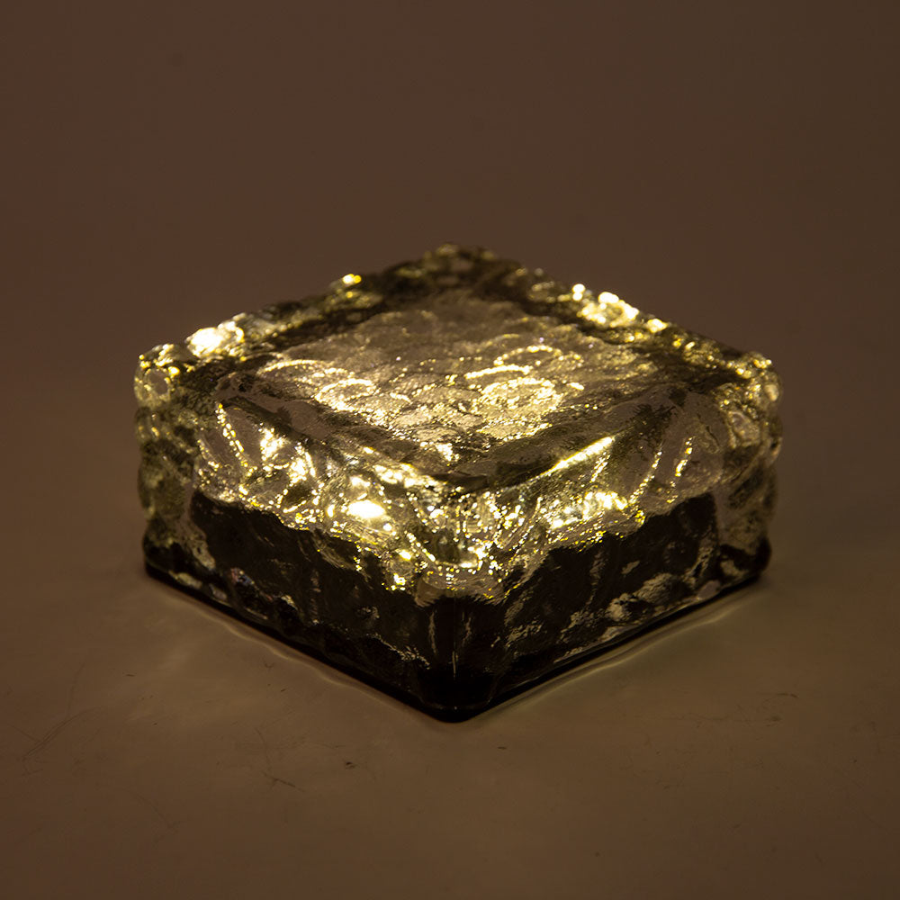 (LUM-D3_padreImg_lum_d3_3.jpeg)