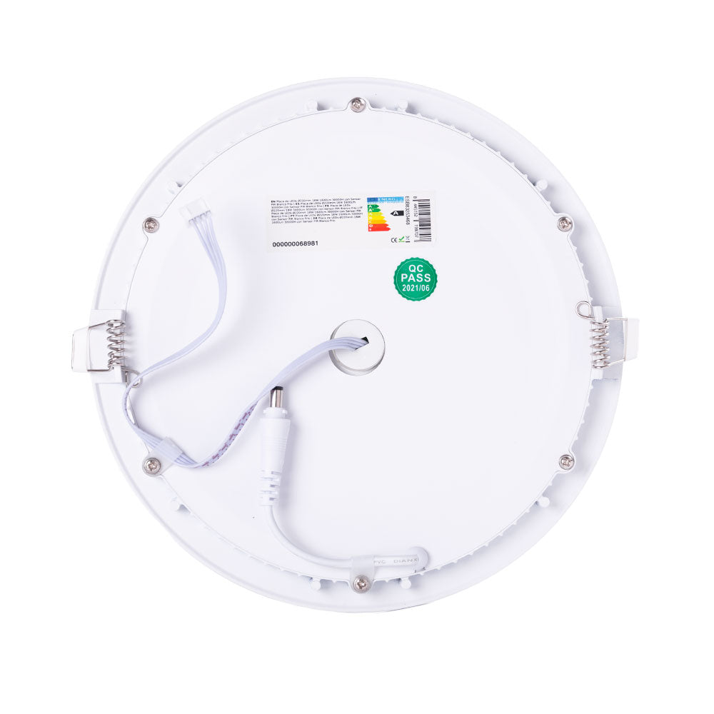 (WR-GP-LZ-3-M-PIR-CW_padreImg_wr_gp_lz_3_m_pir_cw_2.jpeg)