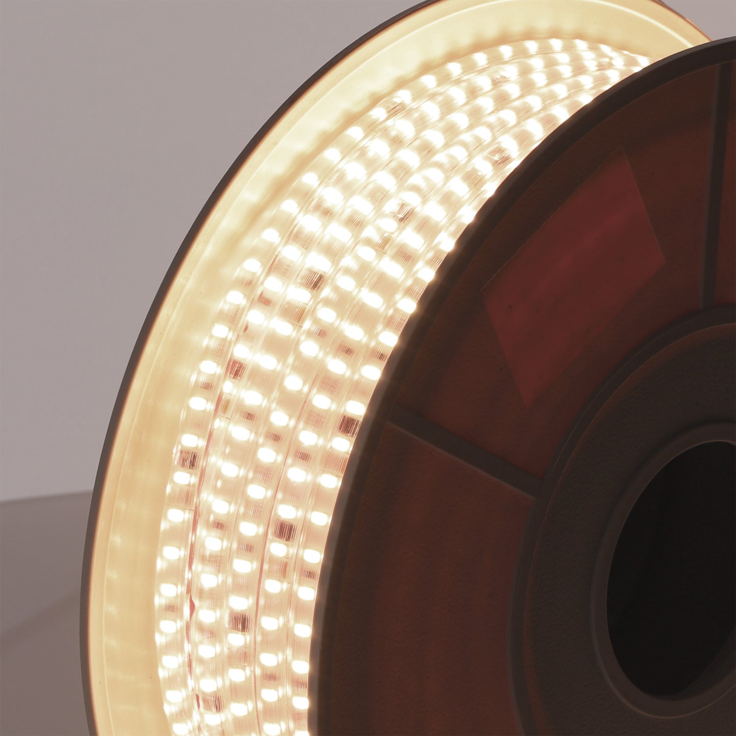 (HO-220-60-2835-50M-CW_padreImg_ho_220_60_2835_50m_cw_4.jpeg)