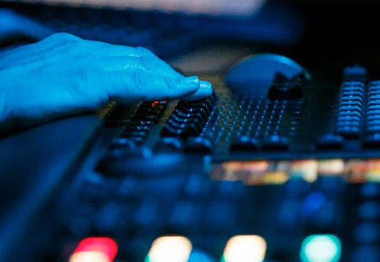 ¿Qué son los controladores DMX?