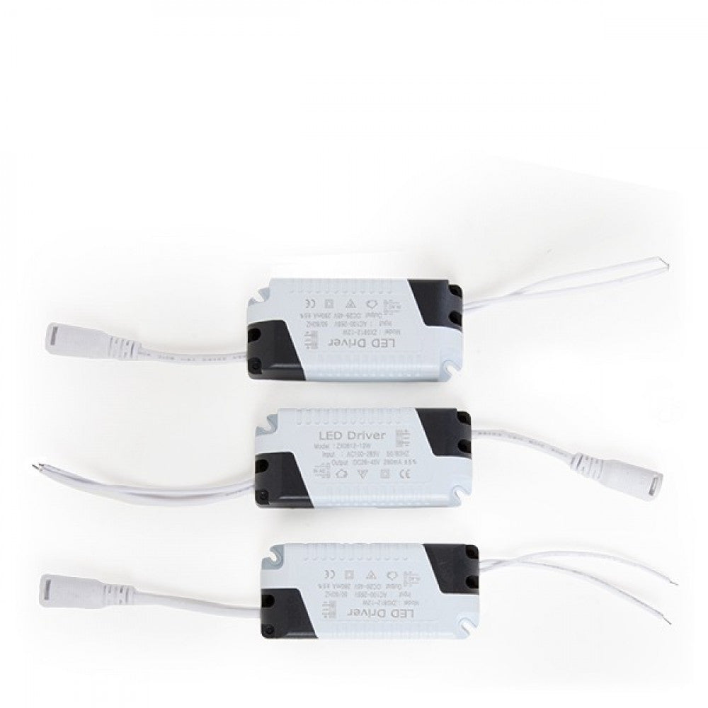 (HO-3X9COB-WALLLIGHT-B-CW_padreImg_ho_3x9cob_walllight_b_cw_2.jpeg)