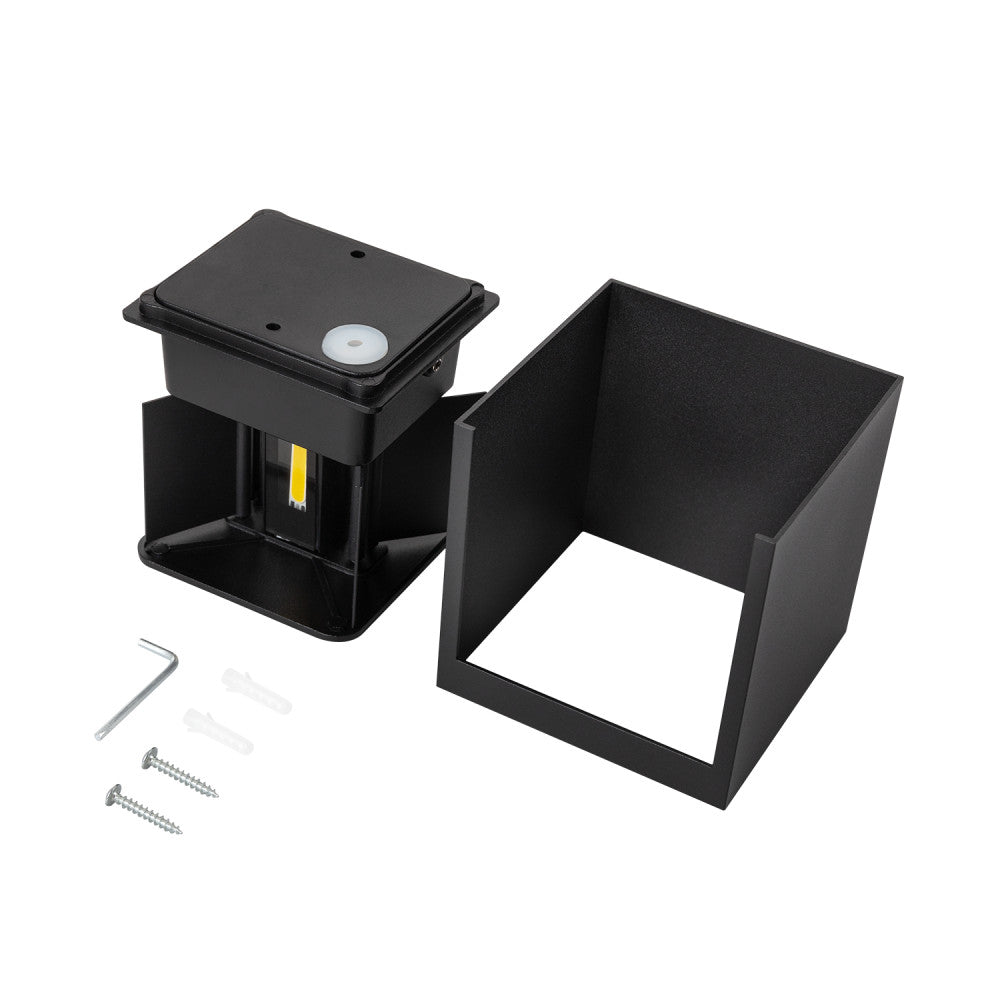 (HO-APL06-IP65-B-W_padreImg_ho_apl06_ip65_b_w_5.jpeg)