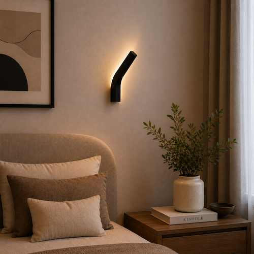 (HO-E14WALLLIGHT-C-B_padreImg_ho_e14walllight_c_b_0.png)