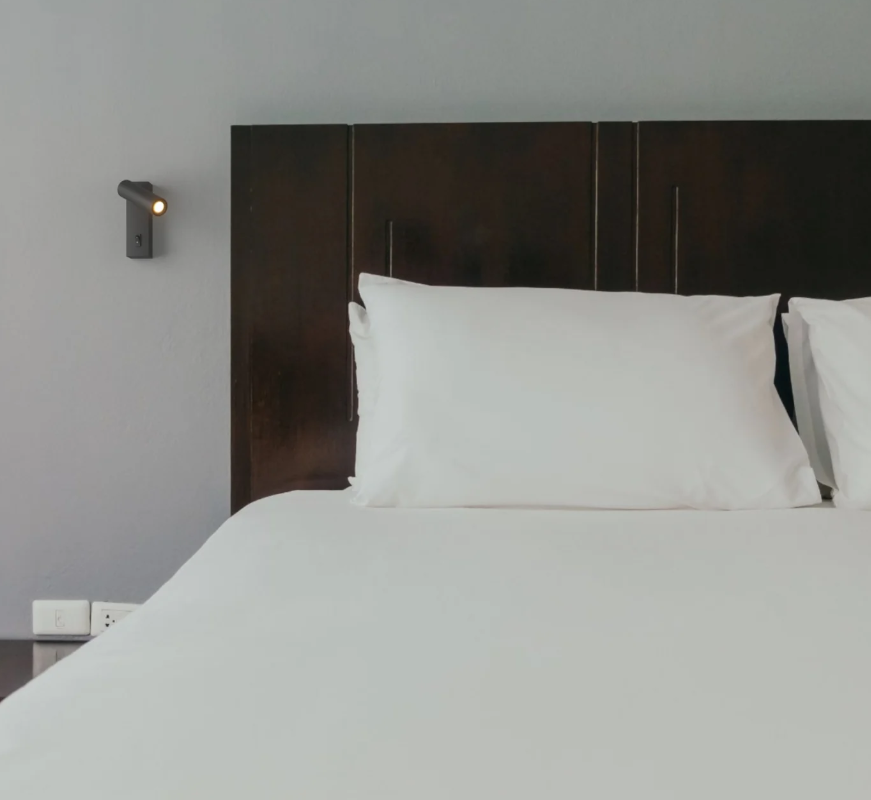 (LUM-8170-B-WW_padreImg_lum_8170_b_ww_1.png)