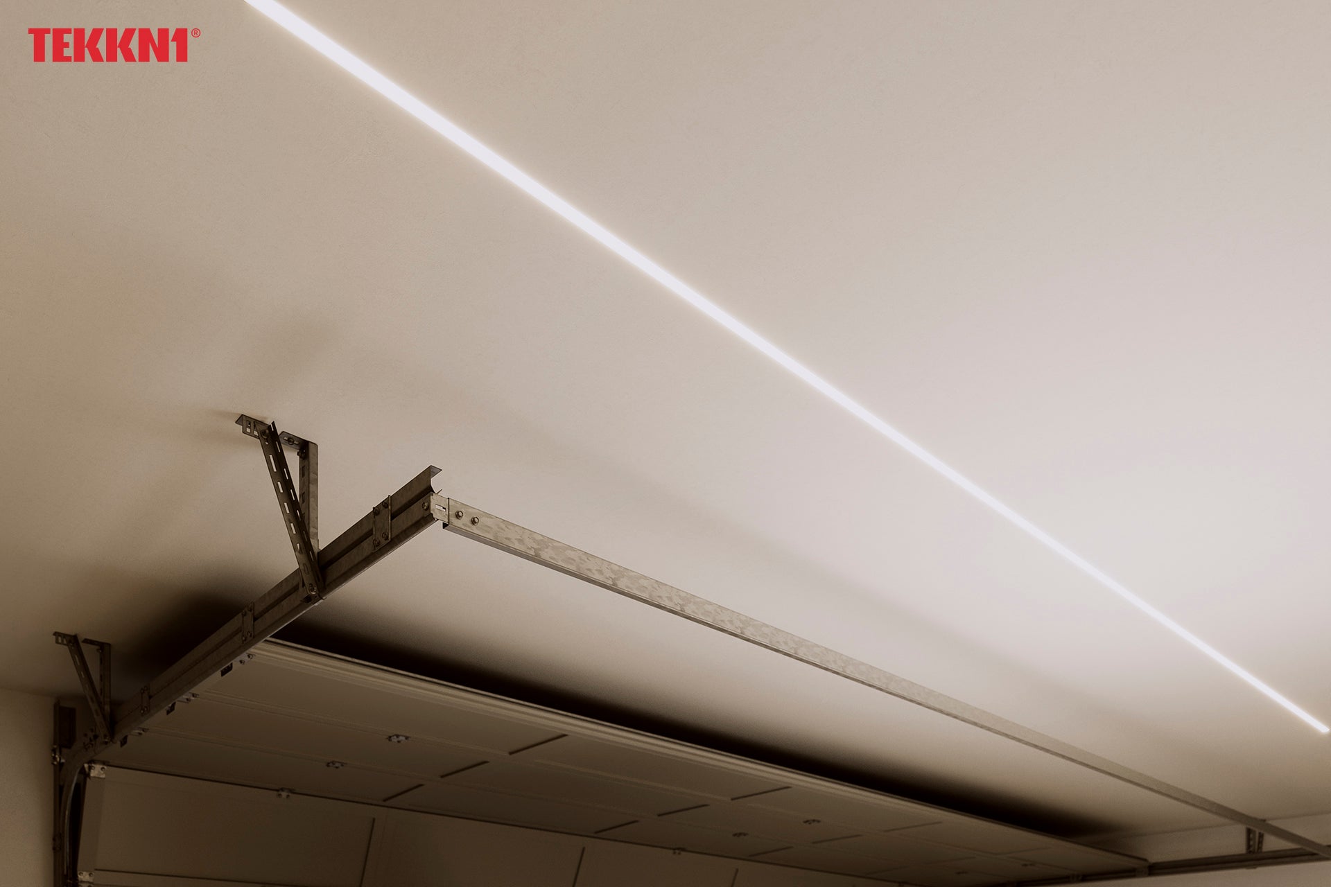 (LL-38-1240-20_padreImg_ll_38_1240_20_3.jpeg)